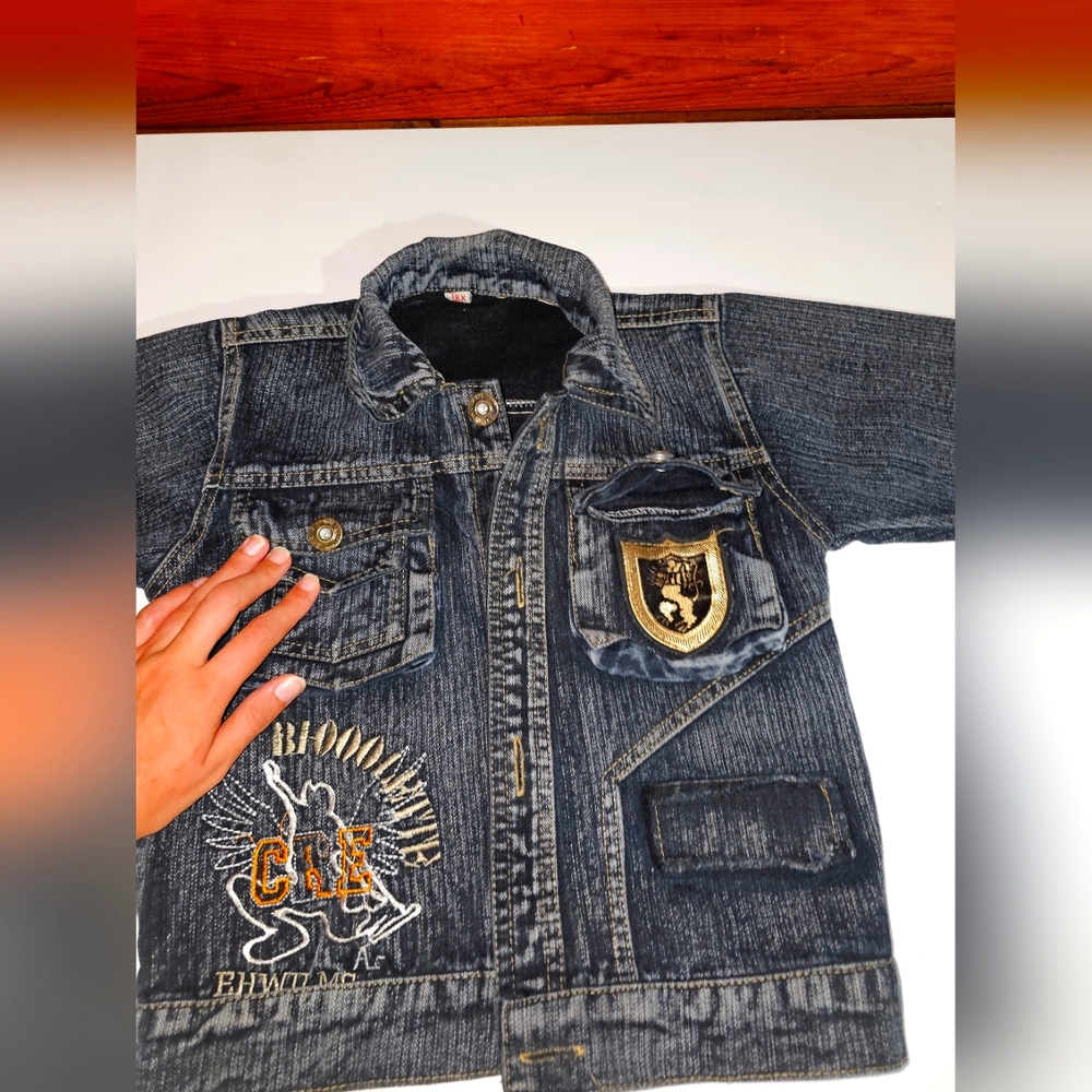 Boys jean jacket size 4-5 years old